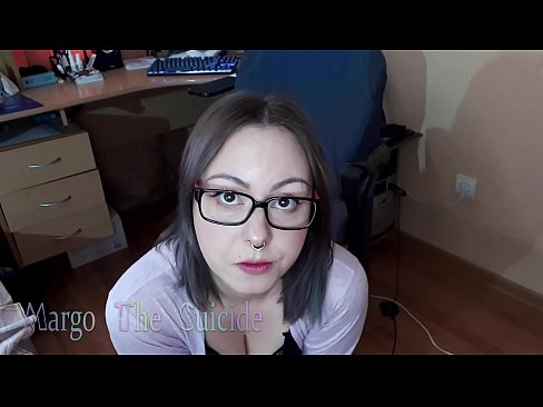 ❤️ Suíonn Cailín Sexy le Gloiní Dildo go domhain ar an gCeamara Físeán porn ag porn % ga.assistentai.ru%